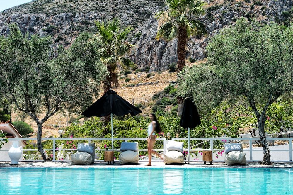 Akra Morea Hotel & Residences Monemvasia Bagian luar foto